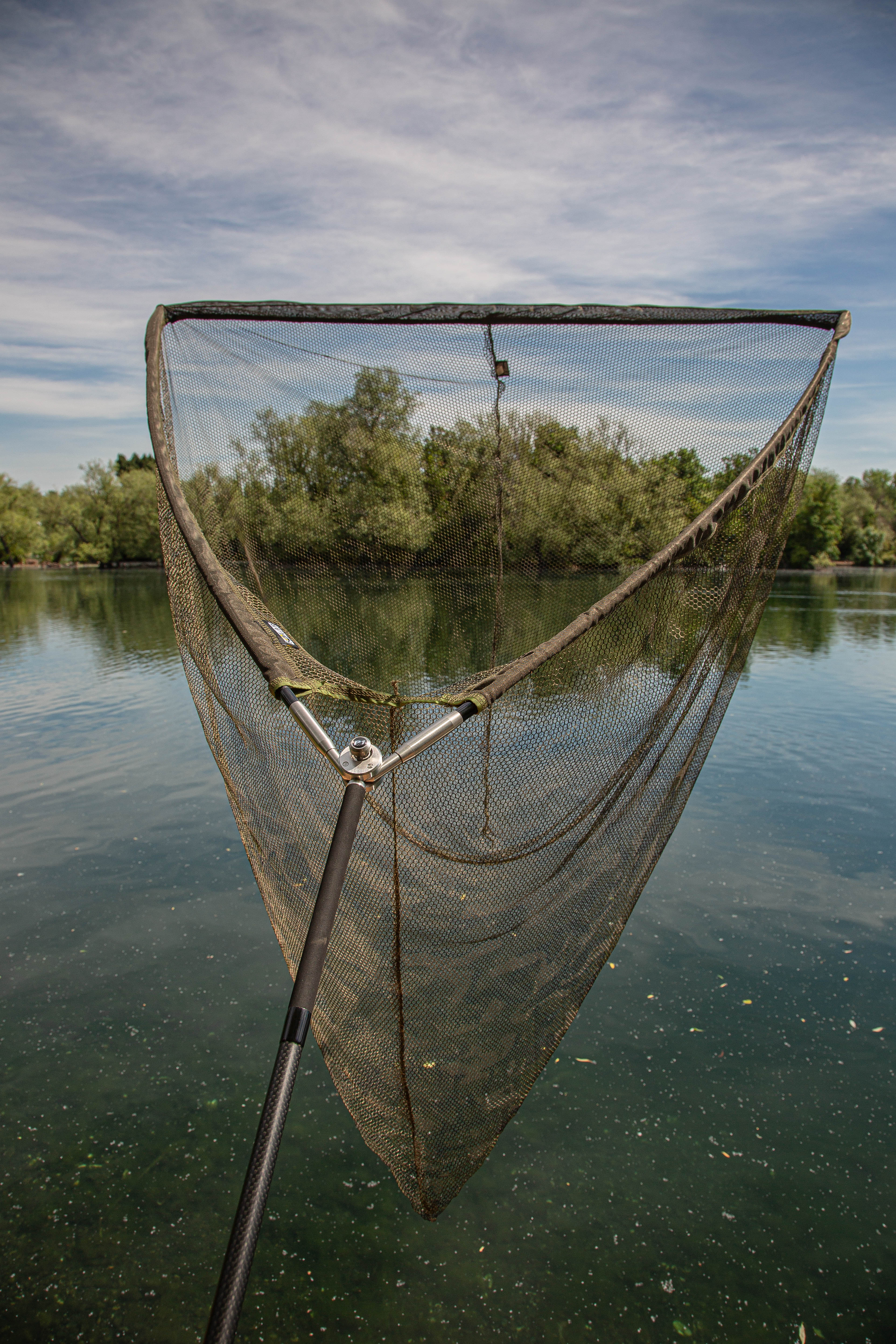 P1 BOW-LOC LANDING NET 42"