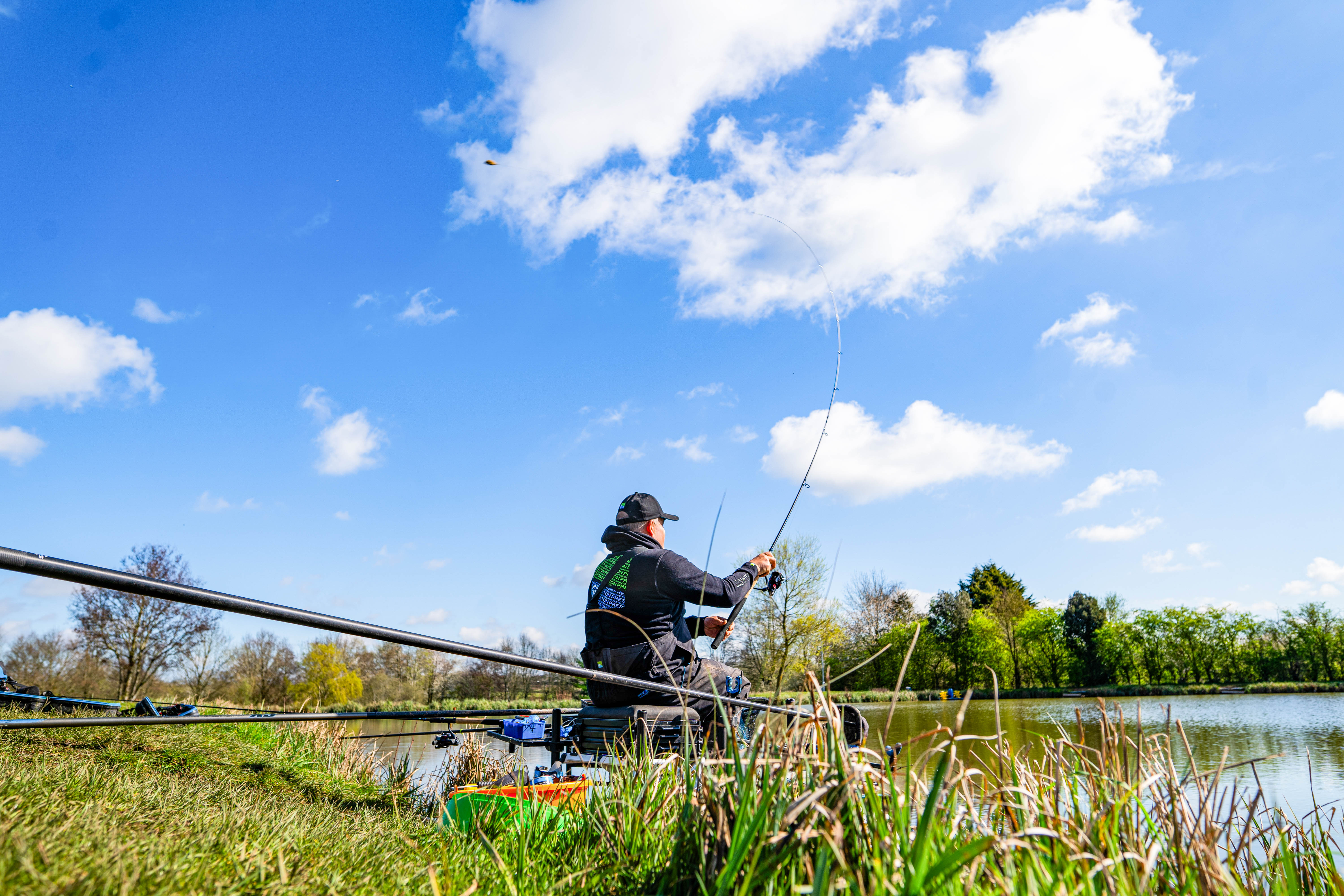 Dura Carp Feeder 11ft